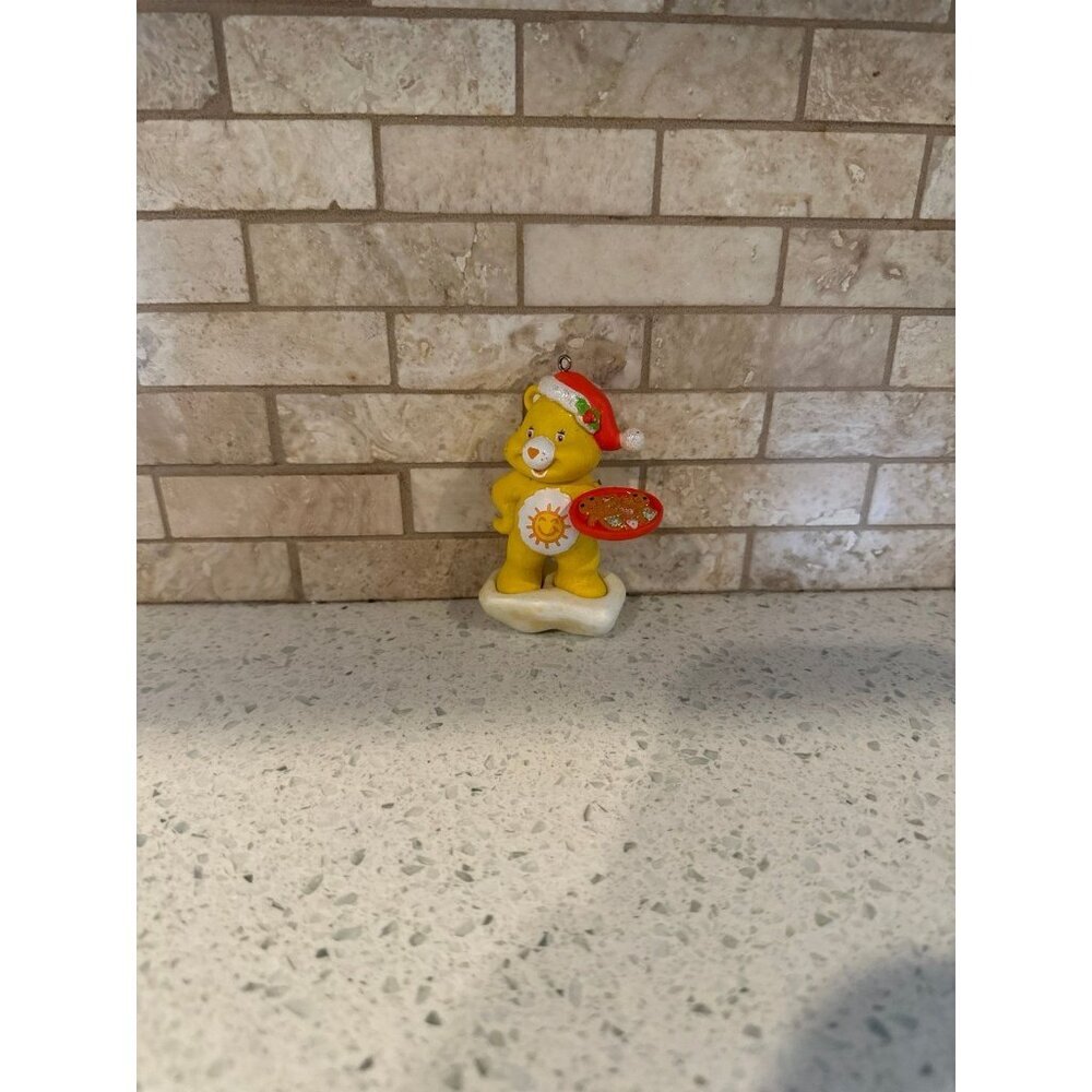 Rare 2004 YELLOW ORNAMENT CARE‎ BEAR HOLDING COOKIE TRAY